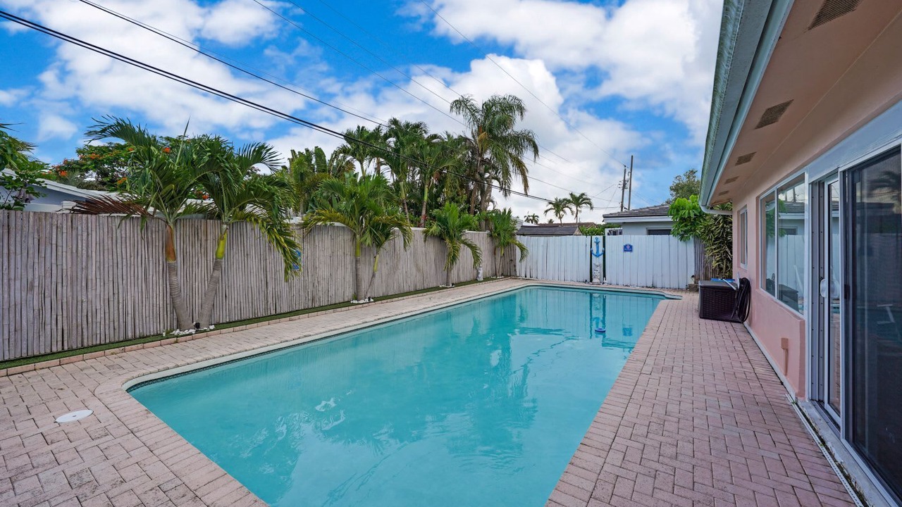 Photo of Outdoor in Coral Ridge Isles