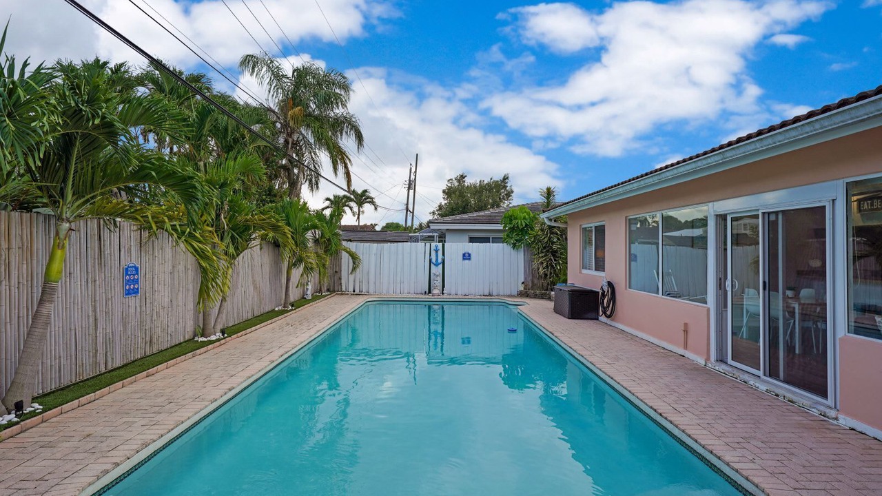 Photo of Outdoor in Coral Ridge Isles