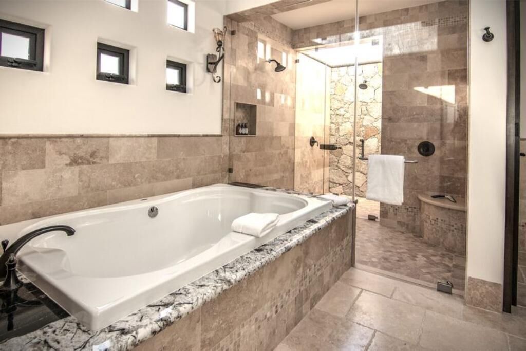 Photo of Bathroom in Huffman