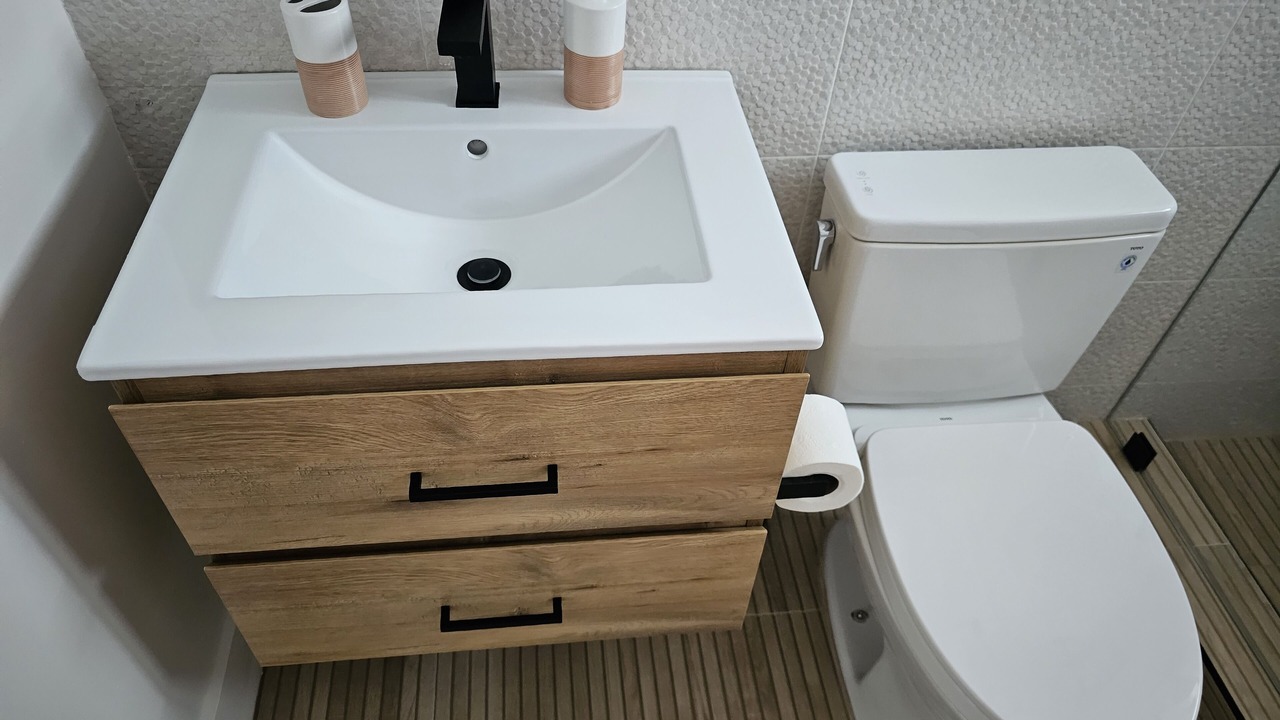 Photo of Bathroom in Coral Ridge Isles