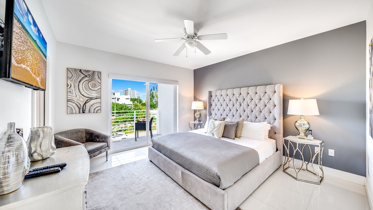 Photo of Bedroom in Pompano Beach
