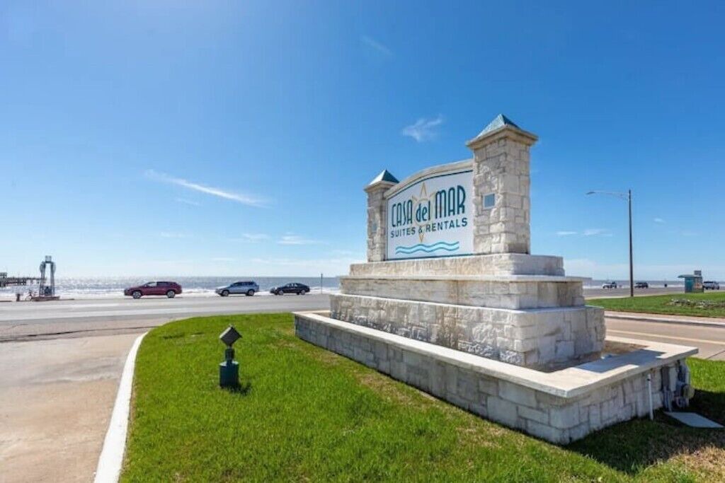Photo of Others in Galveston