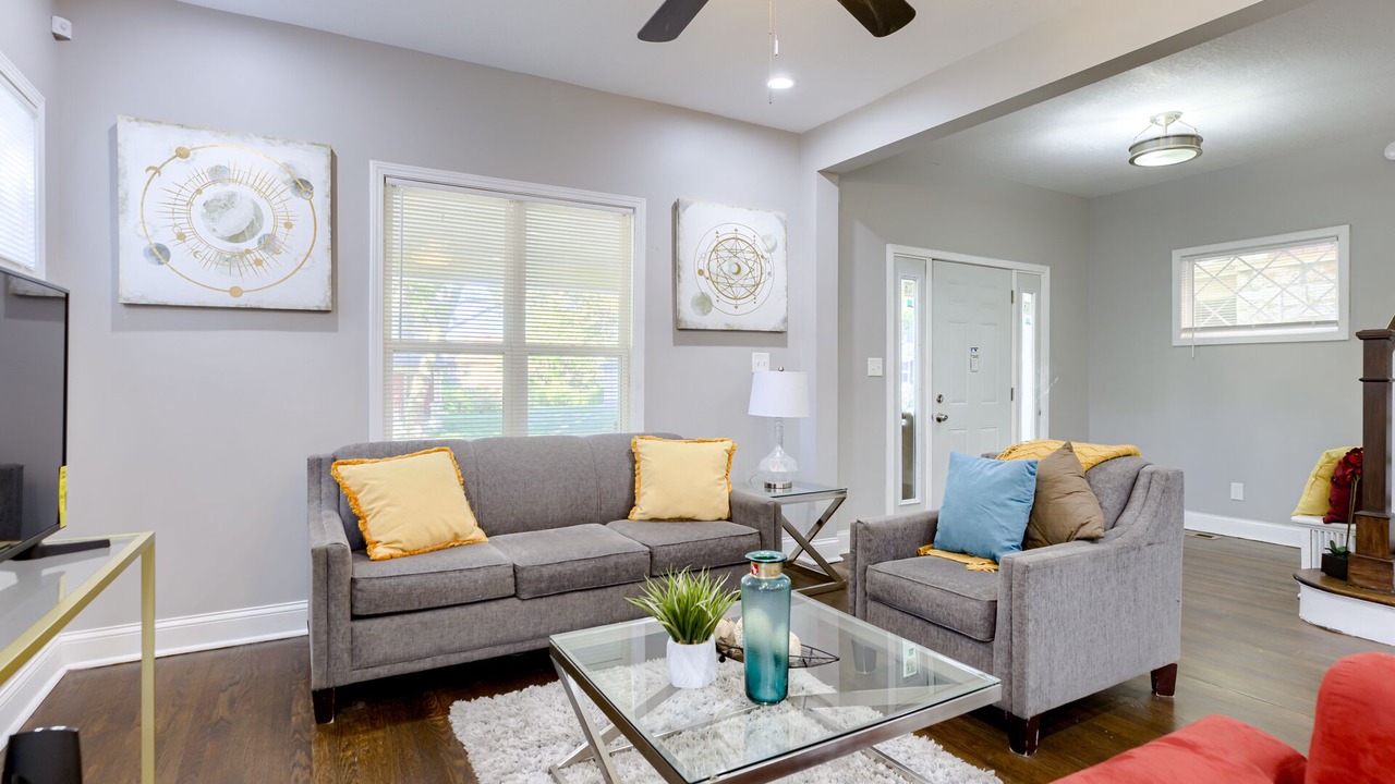 Photo of Livingroom in Kansas City