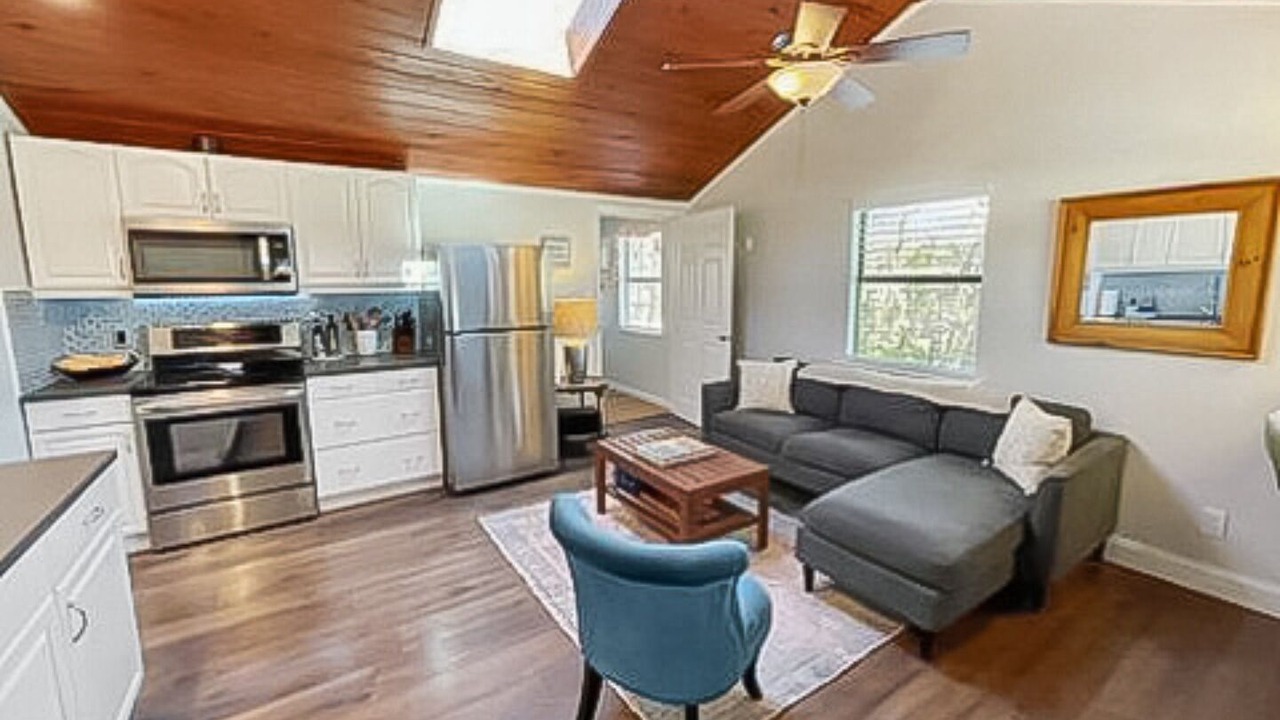 Photo of Livingroom in Canyon Lake