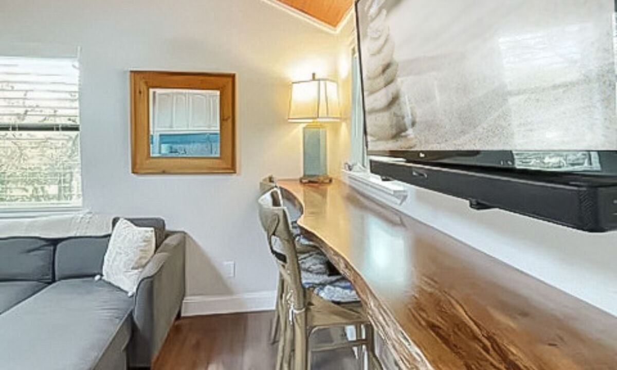 Photo of Livingroom in Canyon Lake