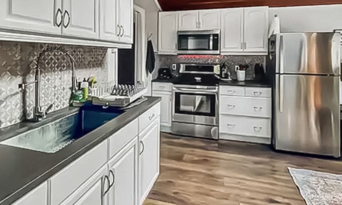 Photo of Kitchen in Canyon Lake