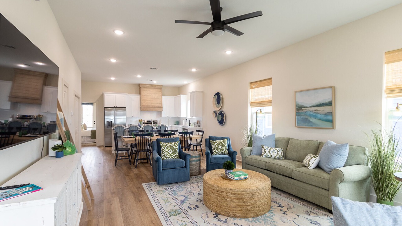Photo of Livingroom in Crash Boat Basin