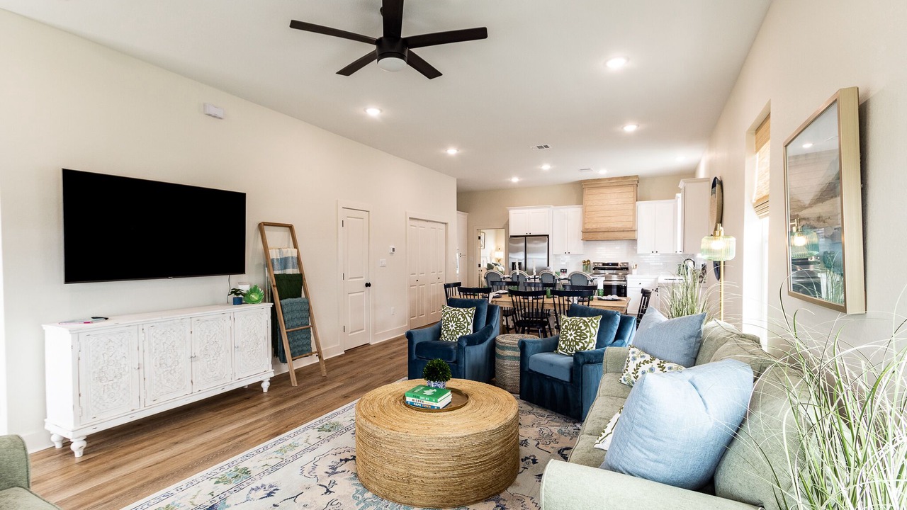 Photo of Livingroom in Crash Boat Basin