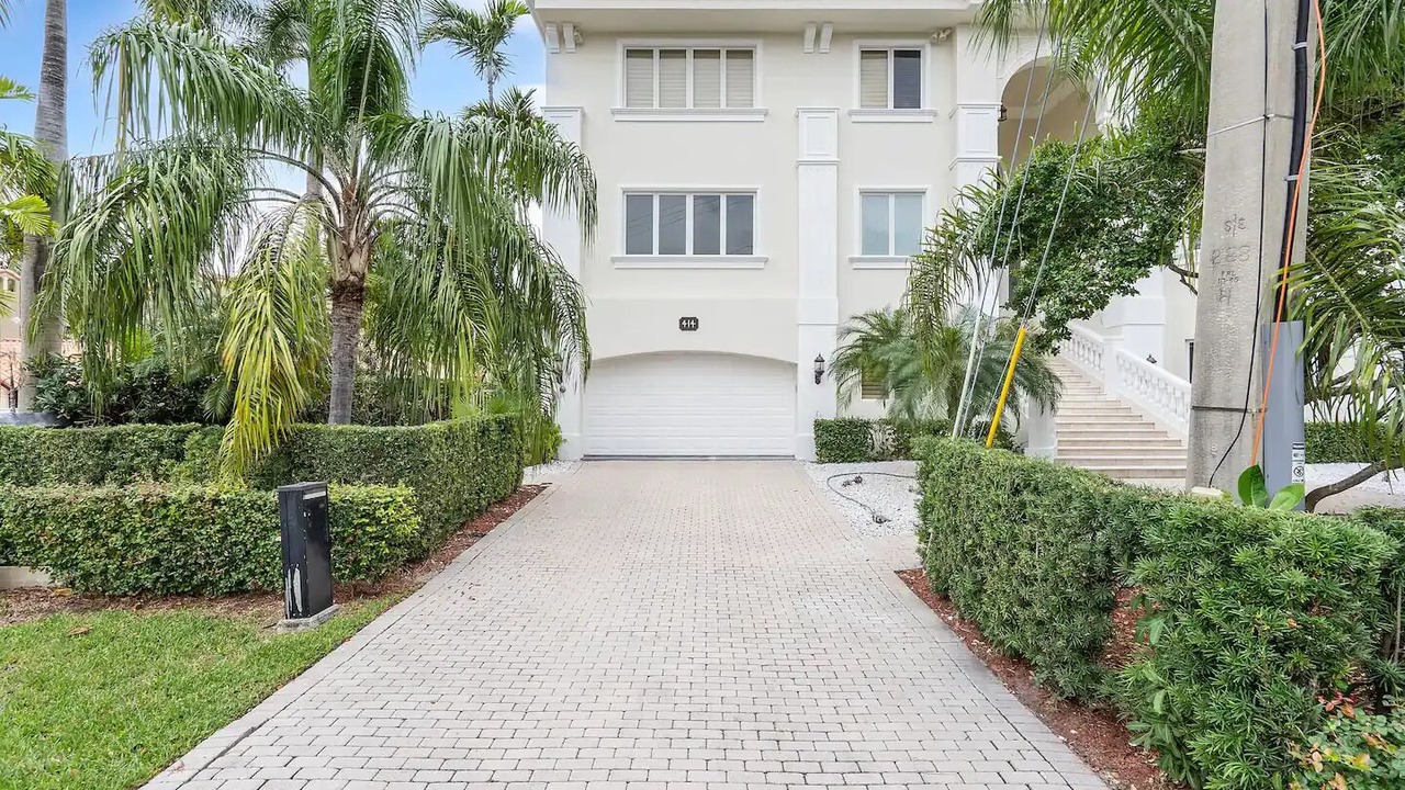 Photo of Outdoor in Riviera Isles
