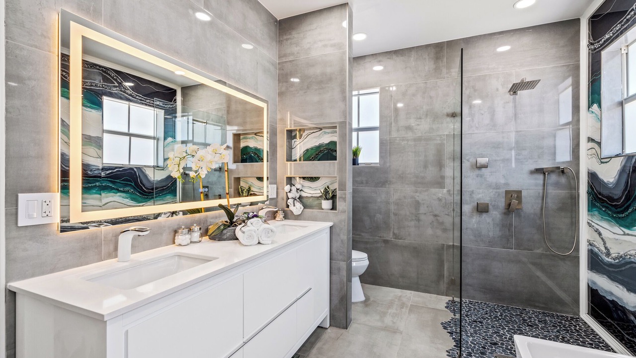 Photo of Bathroom in Croissant Park