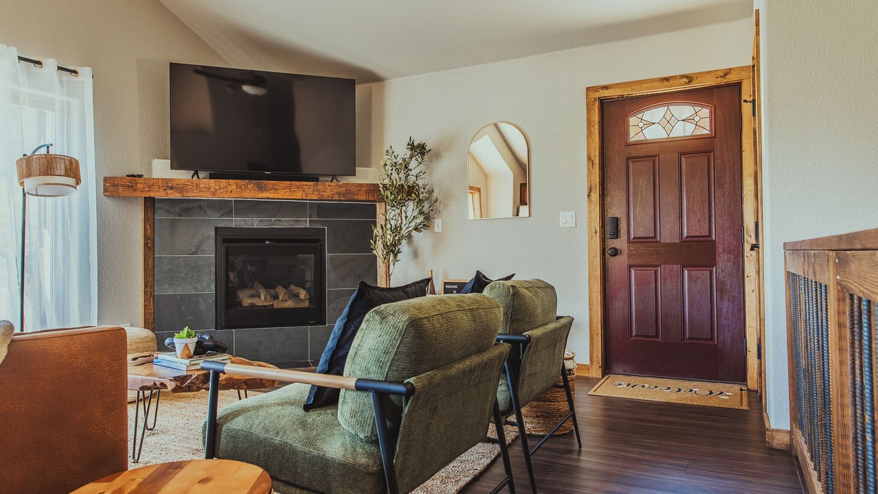 Photo of Livingroom in Bailey