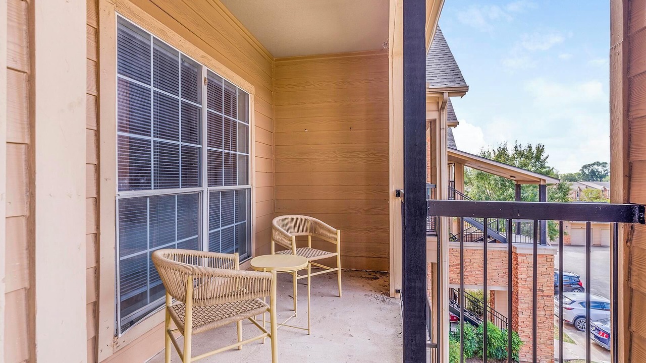 Photo of Outdoor in Southbelt/Ellington