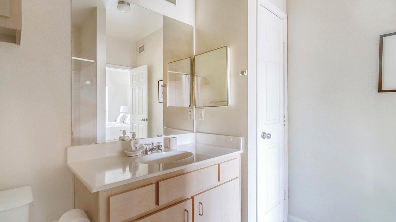 Photo of Bathroom in Southbelt/Ellington