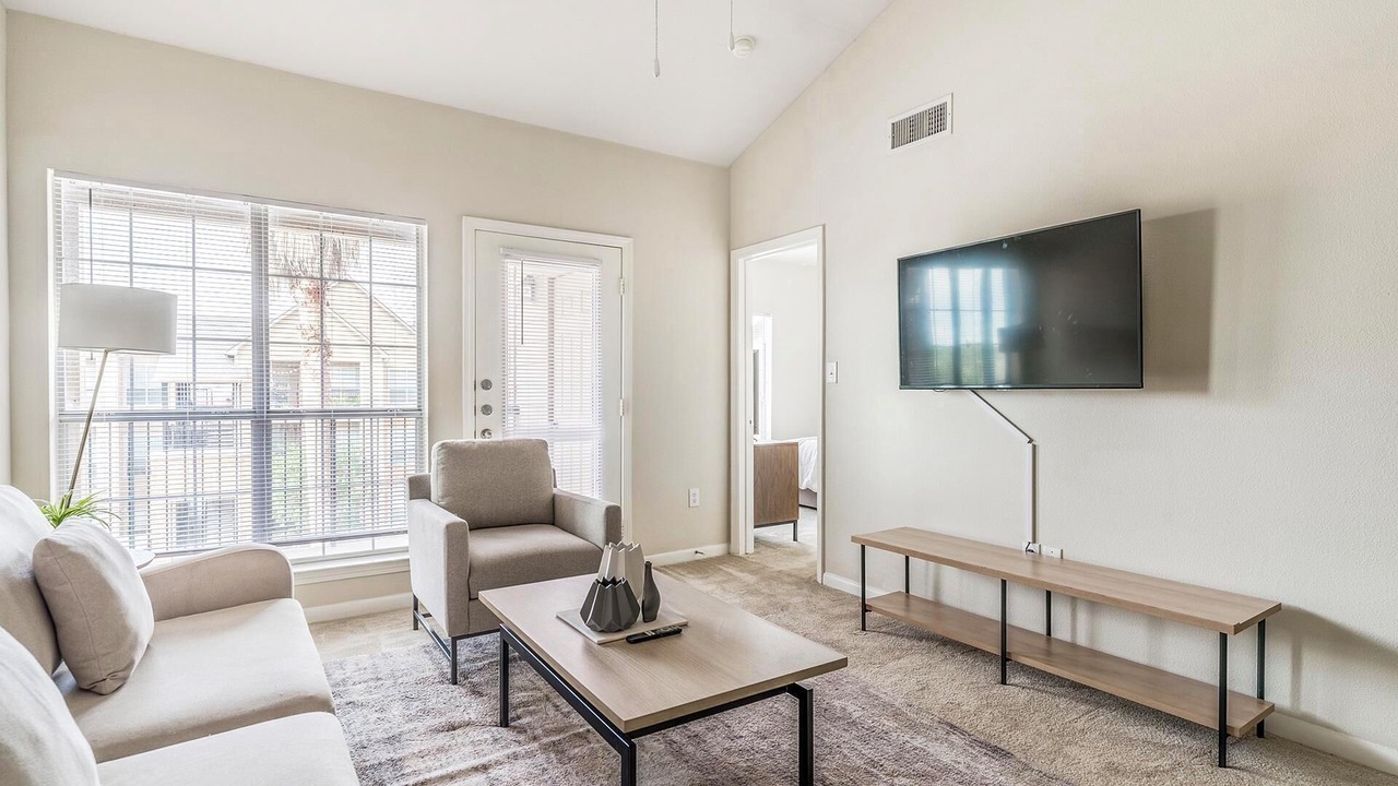 Photo of Livingroom in Southbelt/Ellington