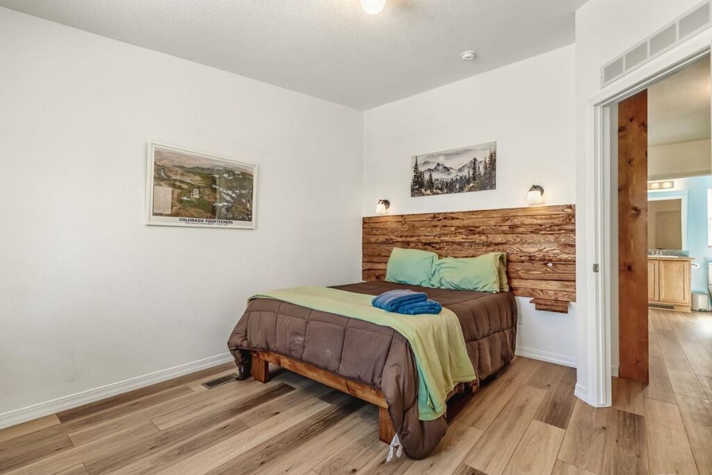 Photo of Bedroom in Indian Mountain