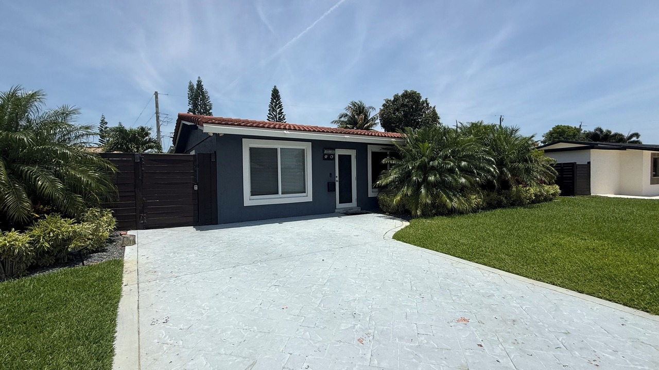 Photo of Outdoor in Deerfield Beach