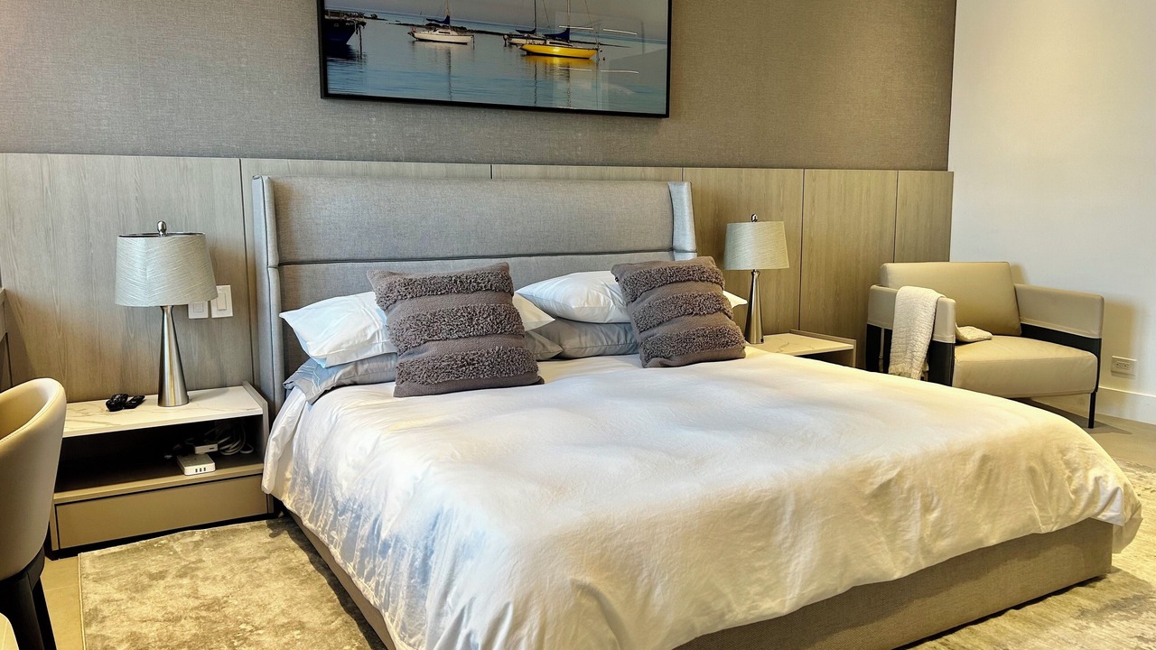 Photo of Bedroom in Hollywood South Central Beach