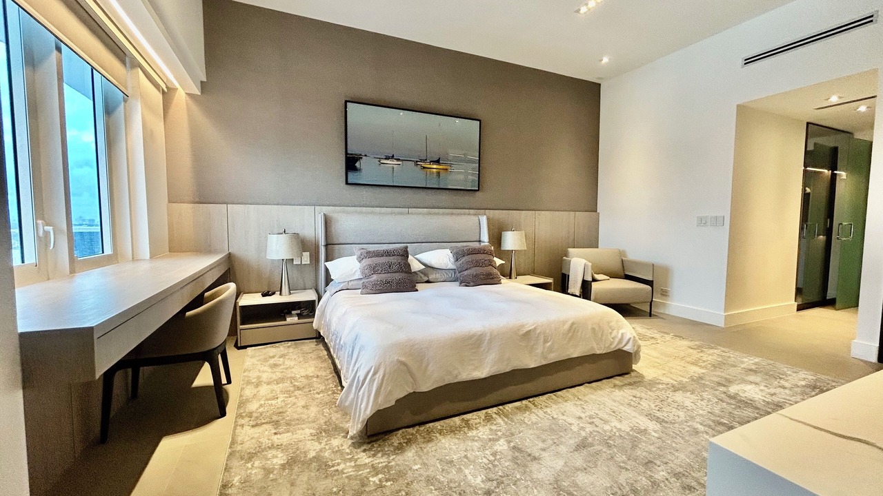 Photo of Bedroom in Hollywood South Central Beach