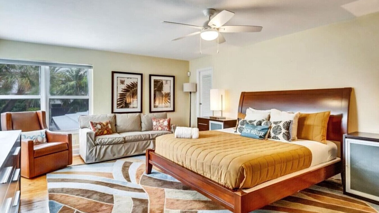Photo of Bedroom in Lauderdale Beach