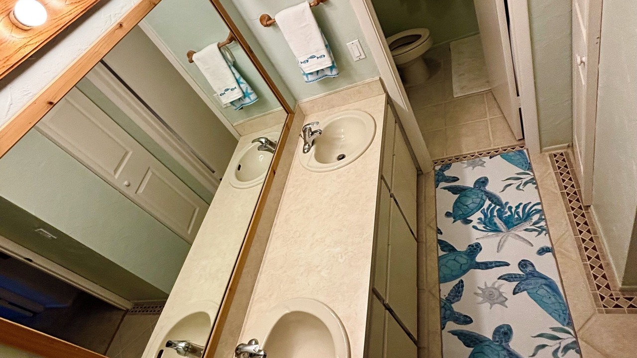 Photo of Bathroom in Cape Caneveral Beach Gardens