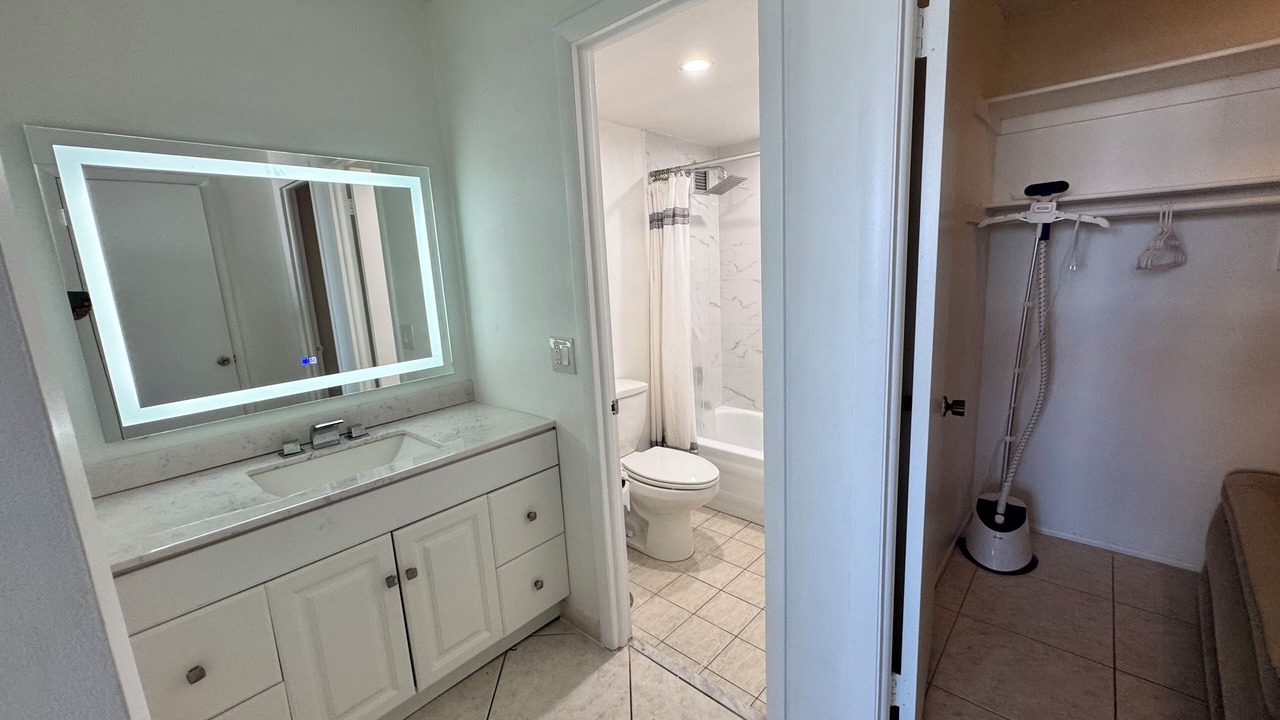 Photo of Bathroom in Lauderdale Beach