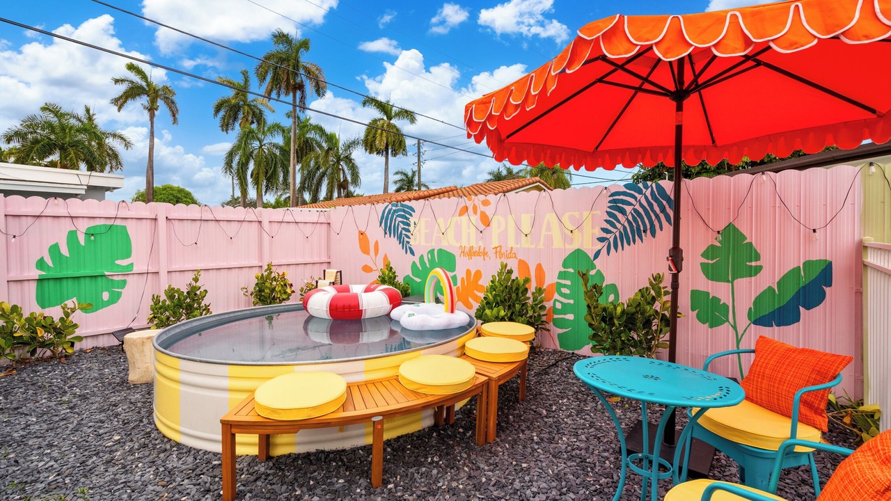 Photo of Outdoor in Hallandale Beach