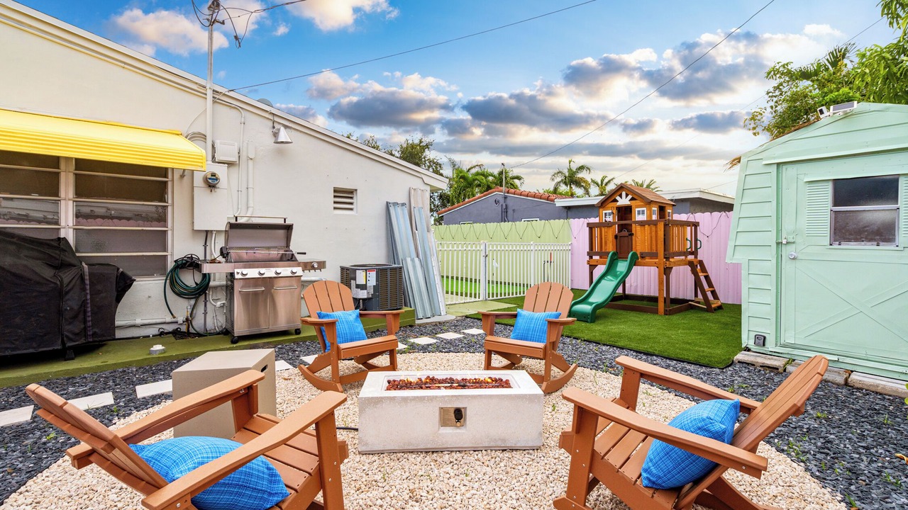 Photo of Outdoor in Hallandale Beach