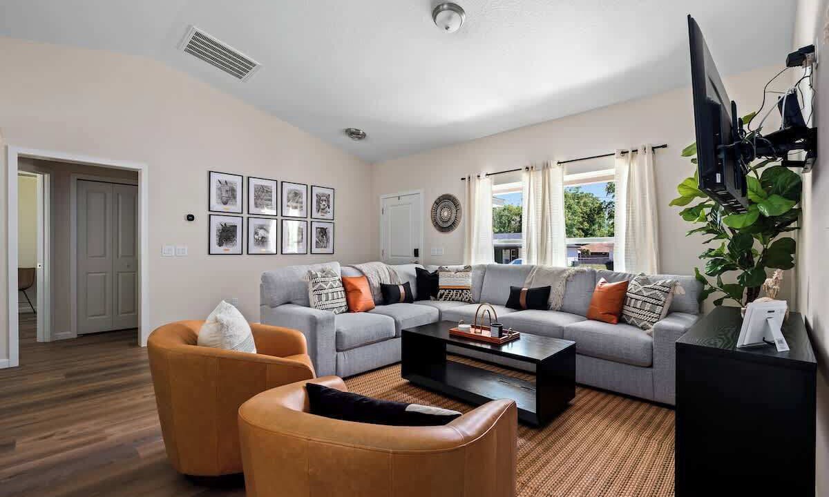 Photo of Livingroom in Fellowship