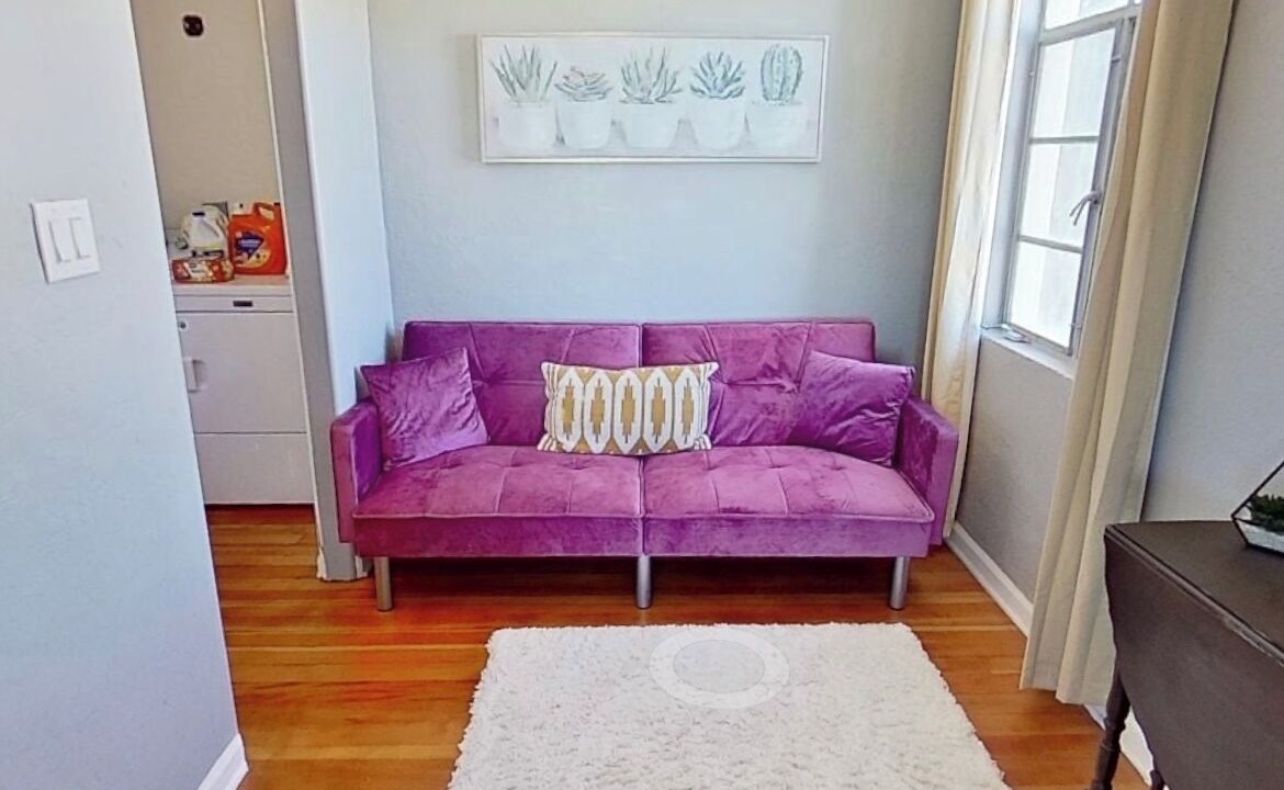 Photo of Livingroom in Truth or Consequences