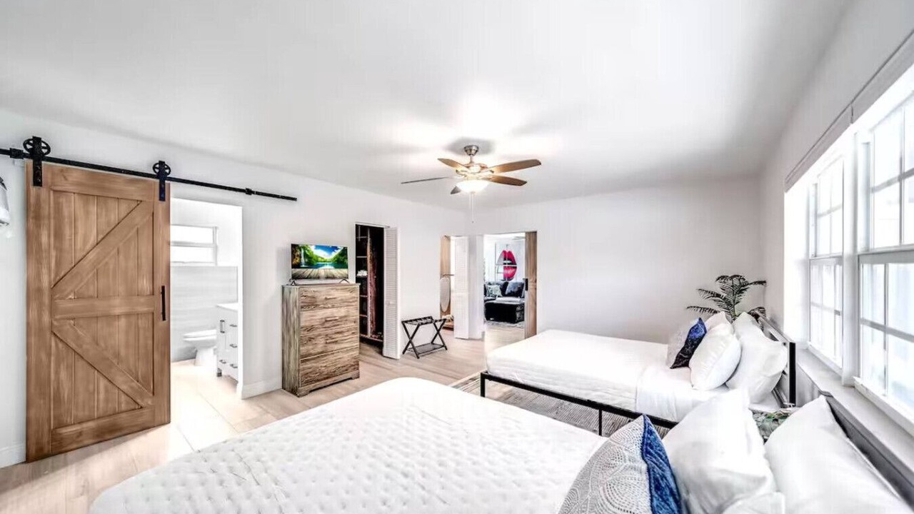 Photo of Bedroom in Coral Ridge