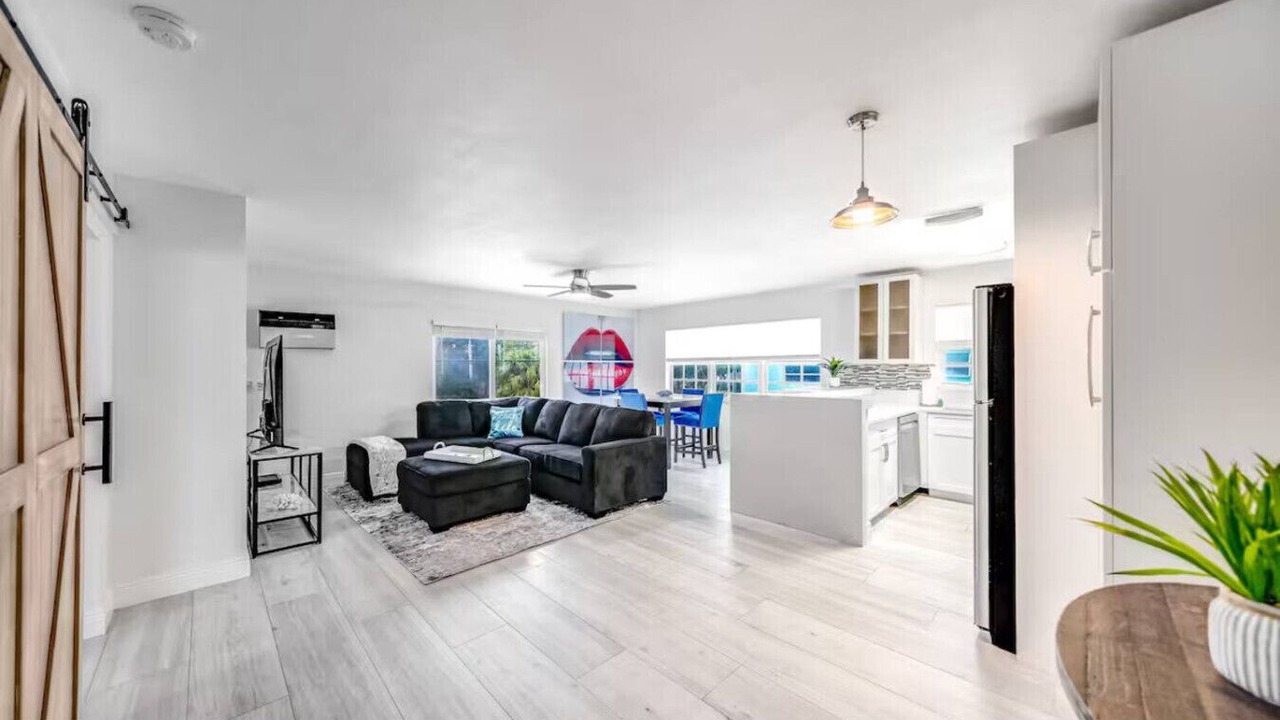 Photo of Livingroom in Coral Ridge