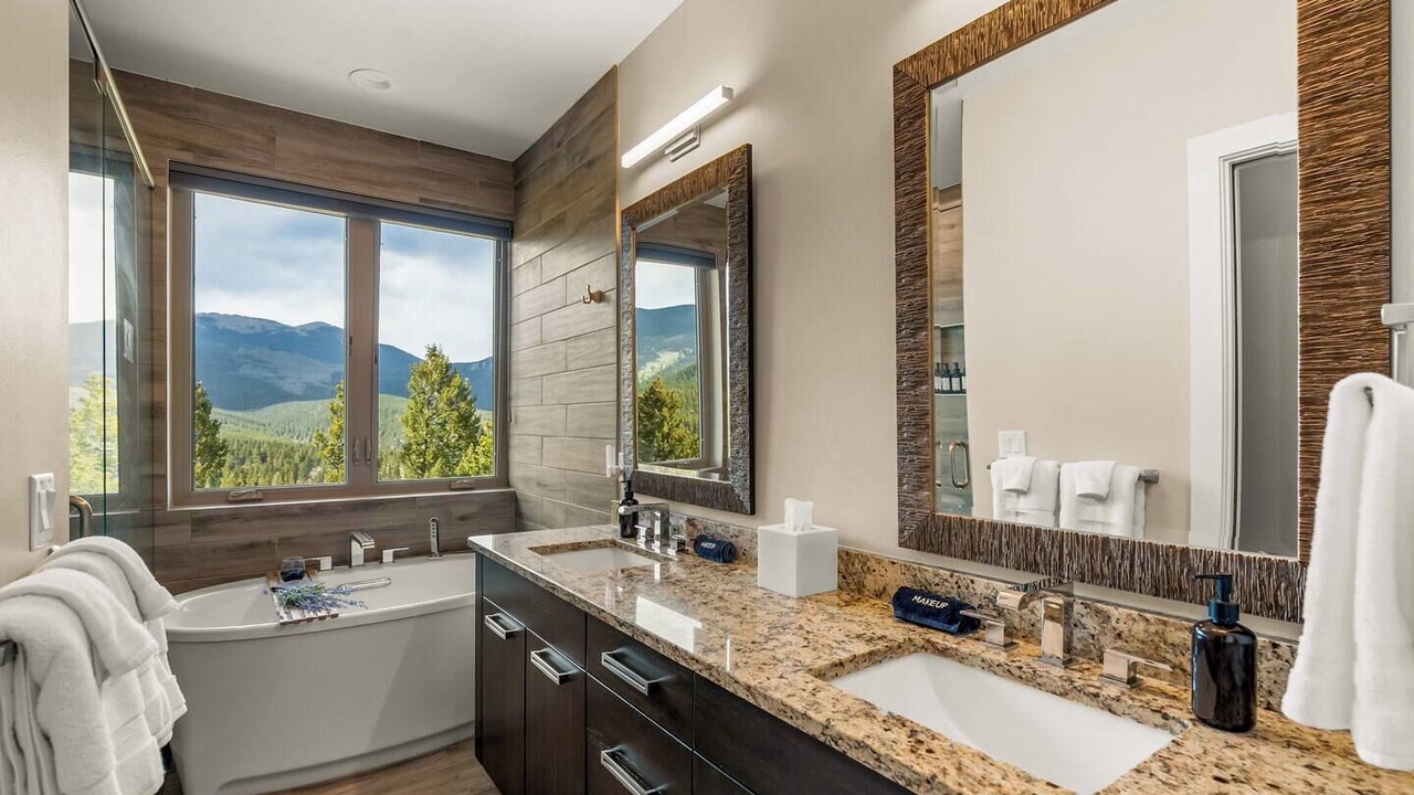 Photo of Bathroom in Bailey