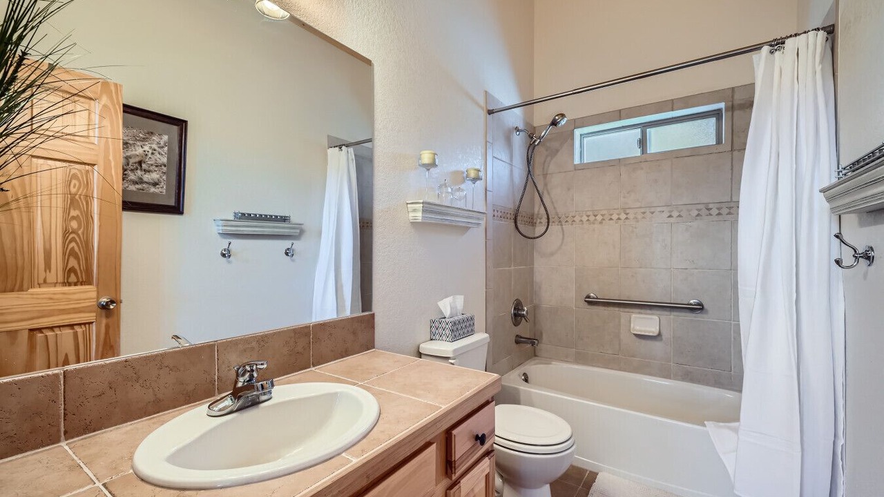 Photo of Bathroom in Indian Mountain