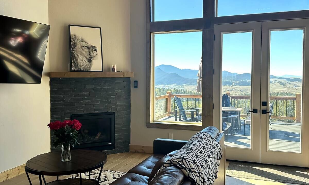 Photo of Livingroom in Jefferson