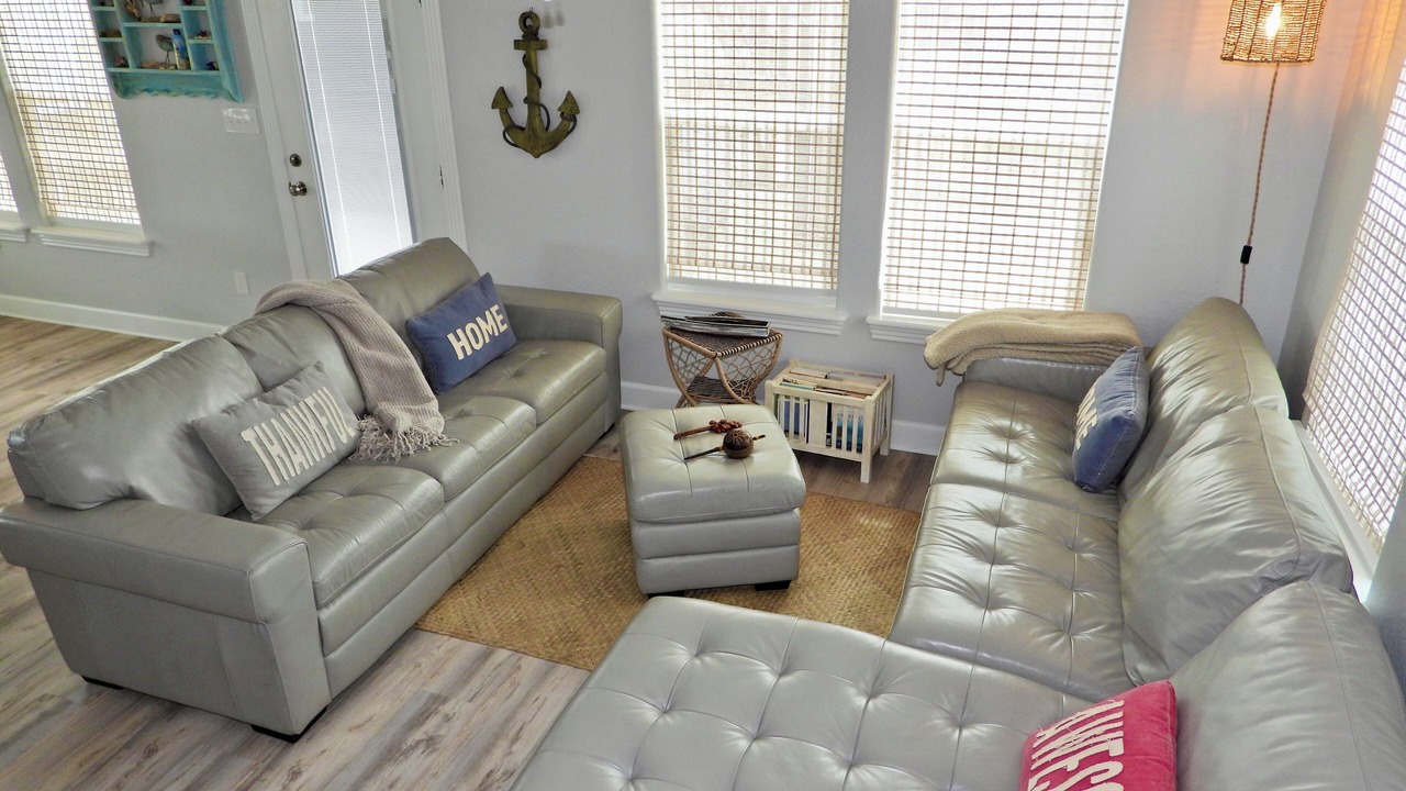Photo of Livingroom in Surfside Beach