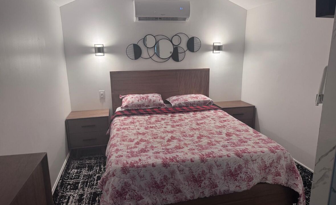 Photo of Bedroom in Hallandale Beach