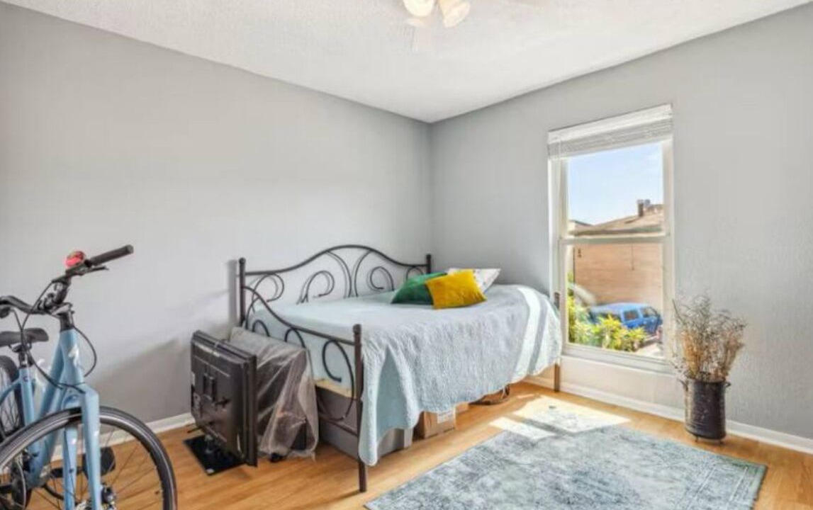 Photo of Bedroom in Nassau Bay
