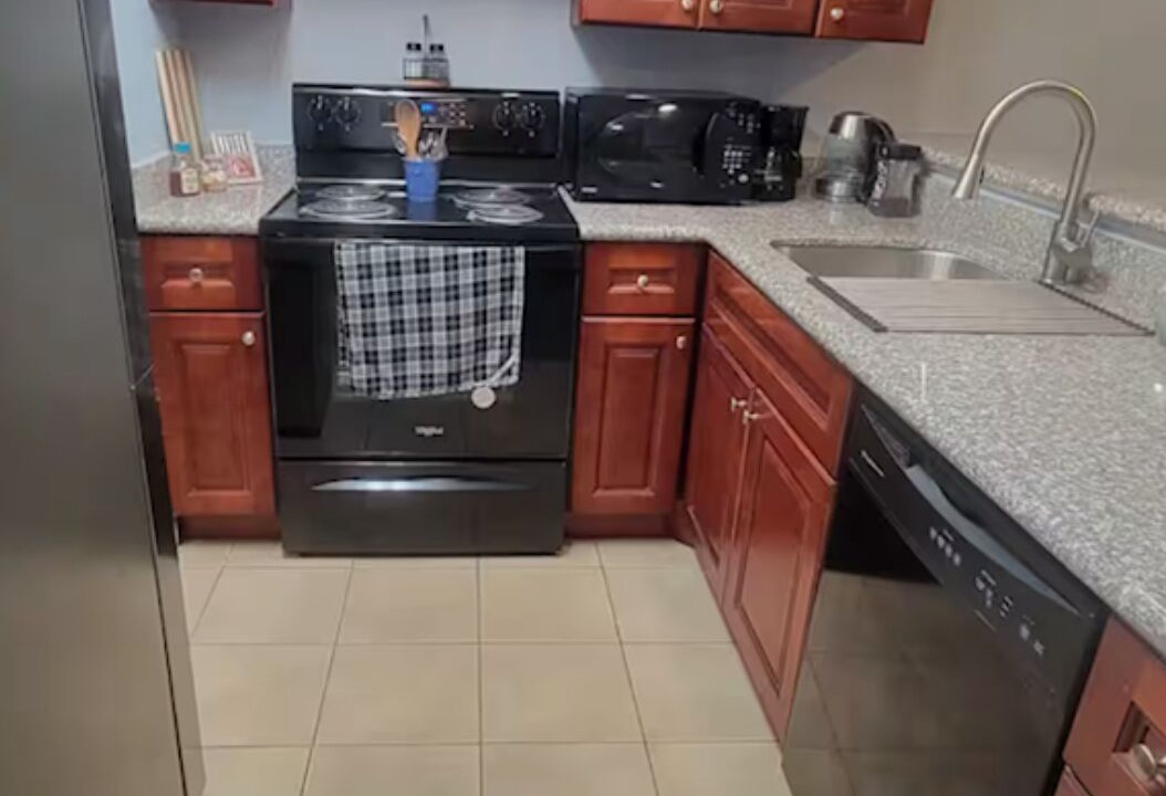 Photo of Kitchen in Nassau Bay