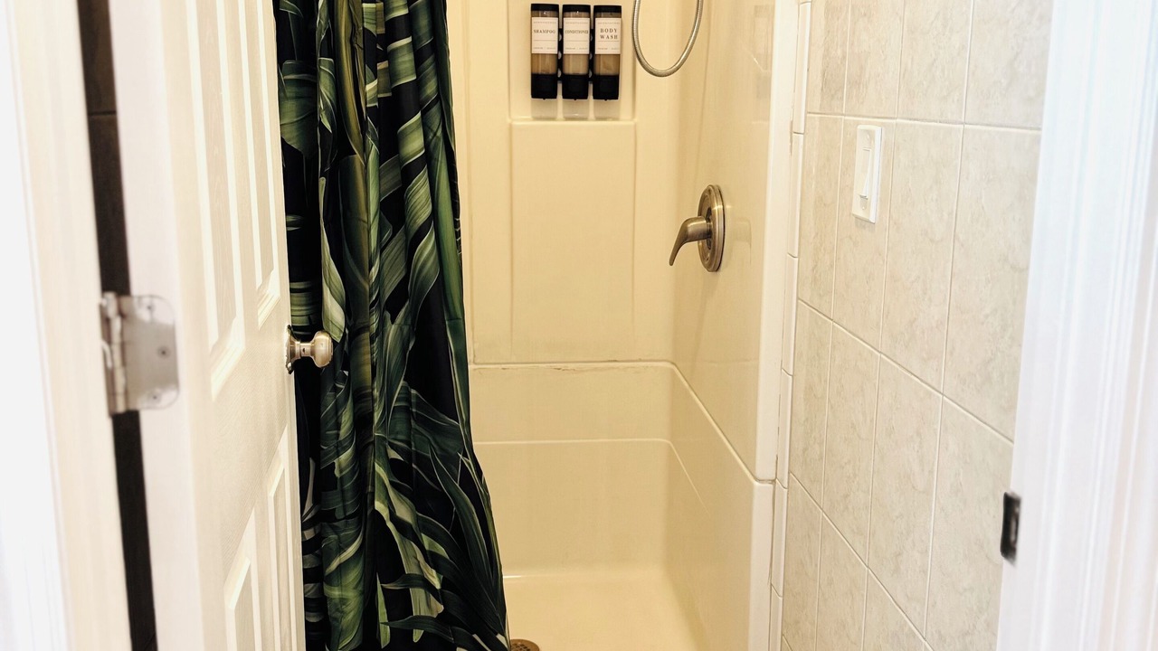 Photo of Bathroom in Greater Northdale