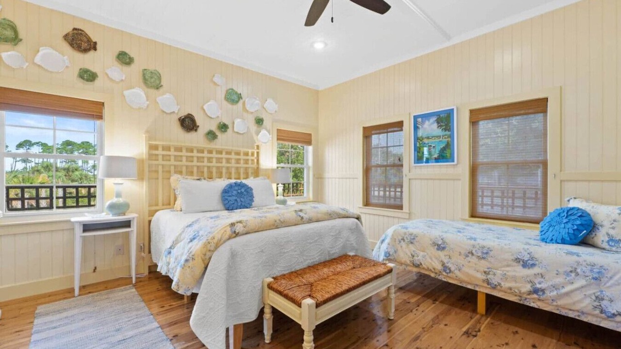 Photo of Bedroom in Indian Pass