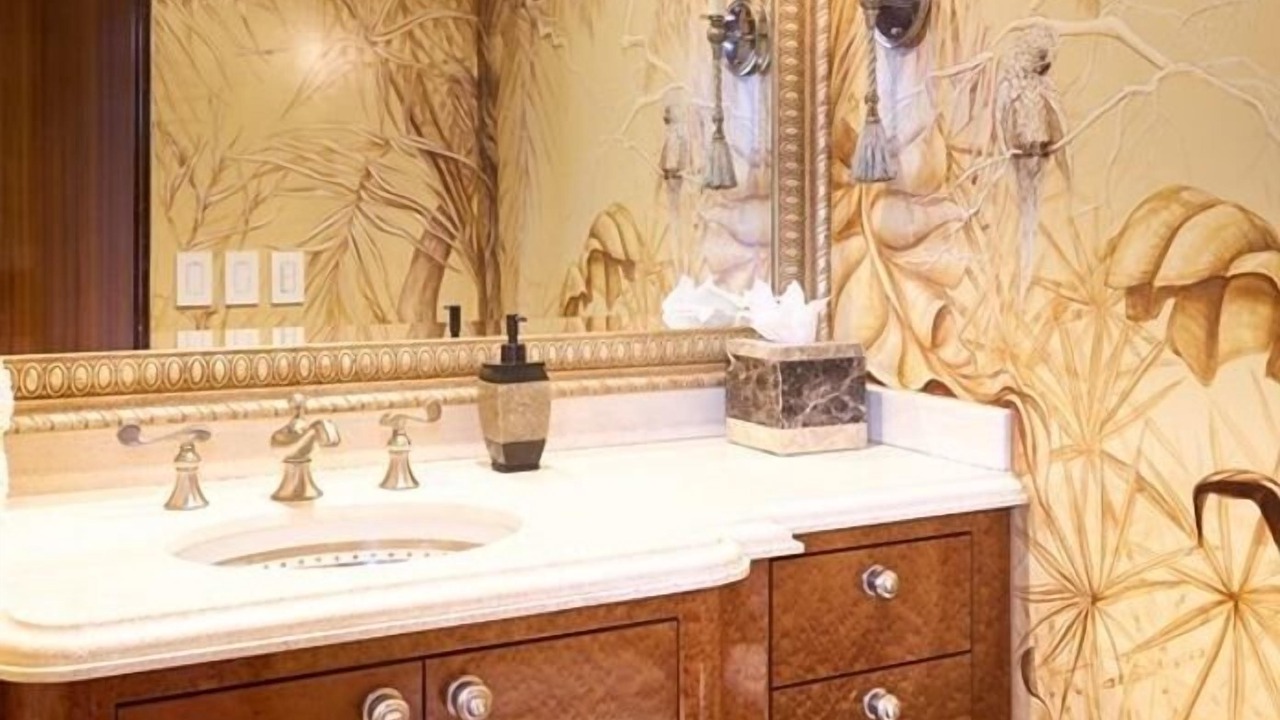 Photo of Bathroom in Central Beach