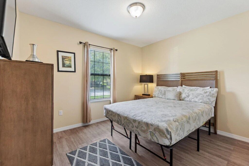Photo of Bedroom in Thousand Oaks