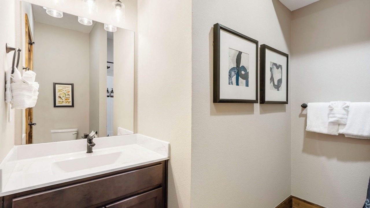 Photo of Bathroom in Hollister