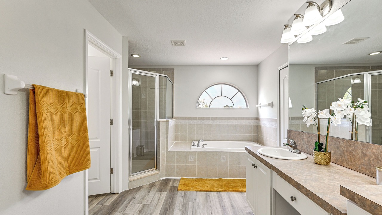 Photo of Bathroom in Land O' Lakes