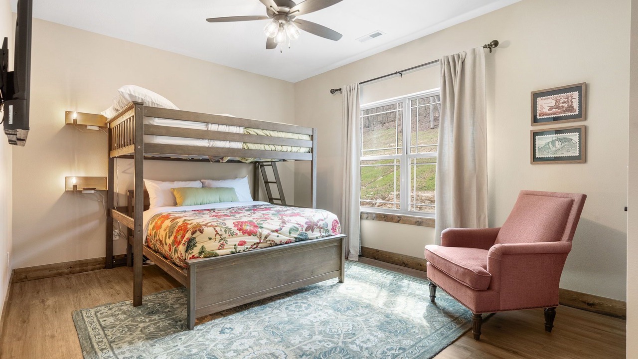 Photo of Bedroom in Hollister