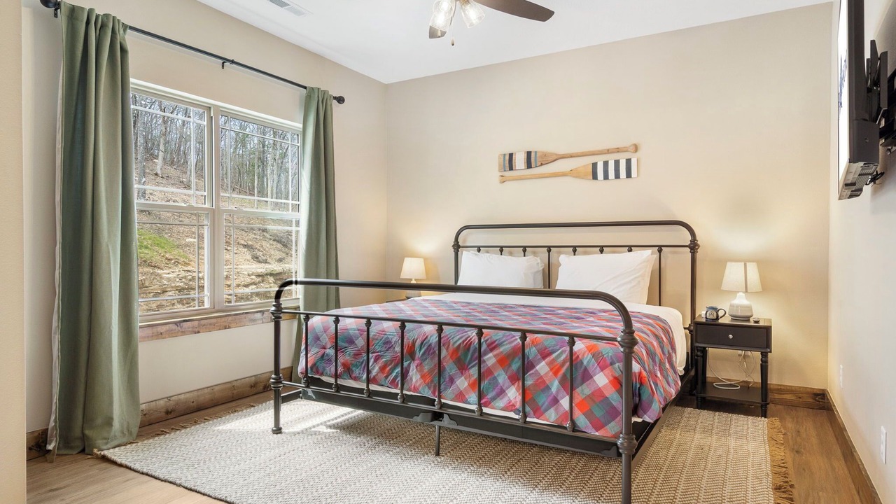 Photo of Bedroom in Hollister