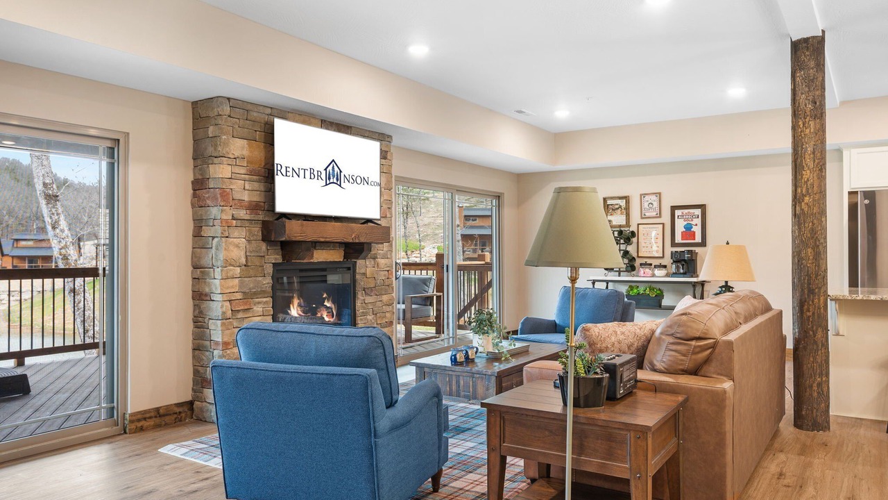 Photo of Livingroom in Hollister