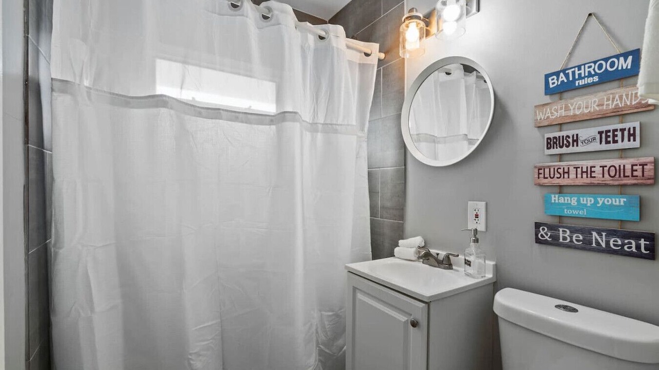 Photo of Bathroom in Lake Ridge