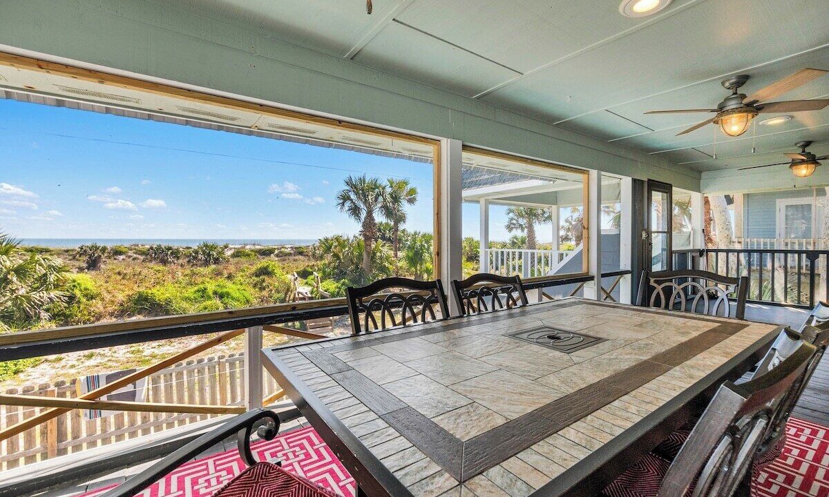 Photo of Patio Balcony in Butler Beach