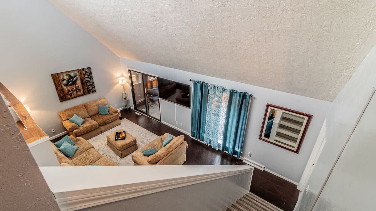 Photo of Livingroom in Farmington